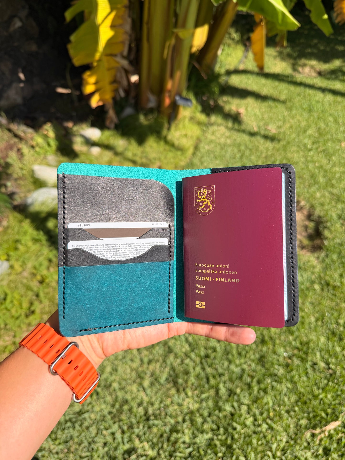 The Wanderer Passport Wallet - Blue